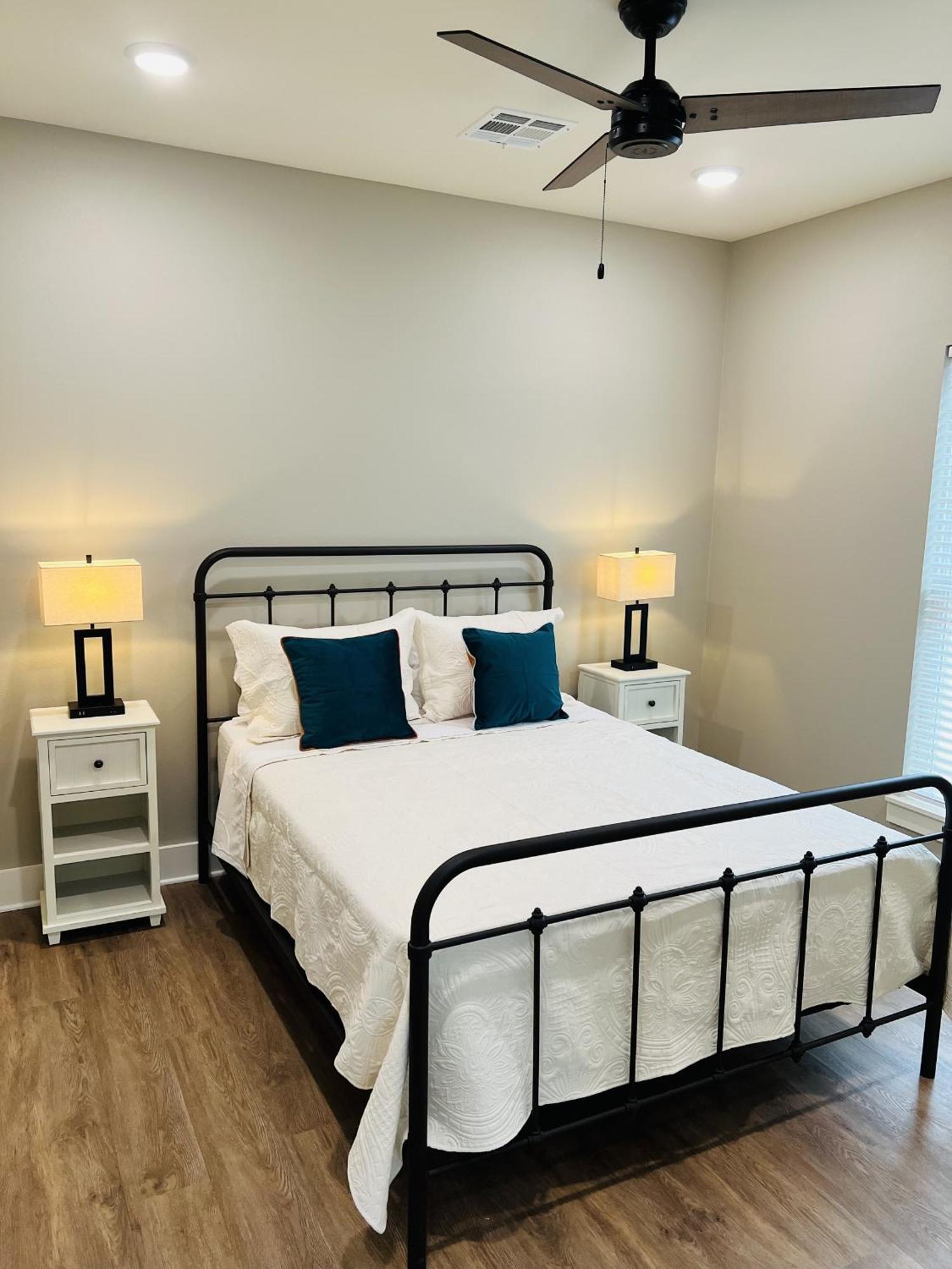 Willow Creek Cabins Unit 9 Sterlington 外观 照片